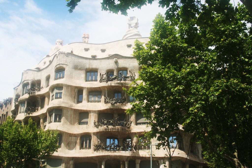 Gaudí 's Casa Milà