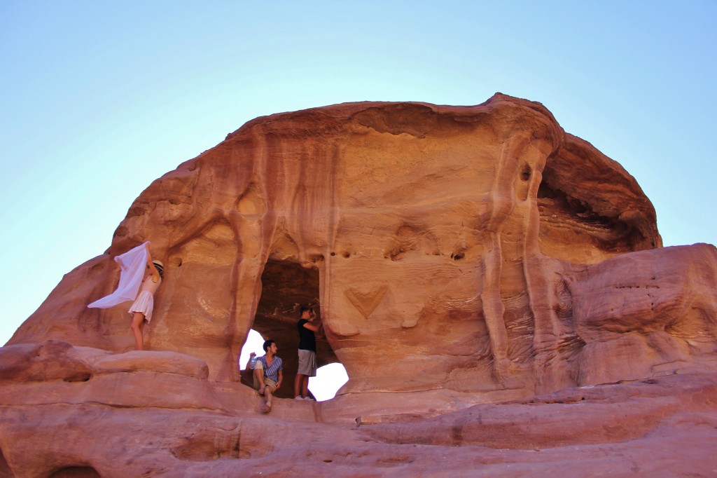 Caves in Petra, Cave dwelling culture in Petra, Jordan