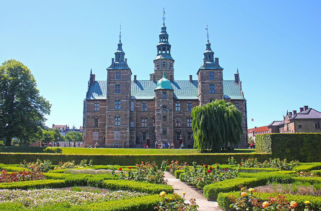 Rosenborg Castle - 10 things to do in copenhagen