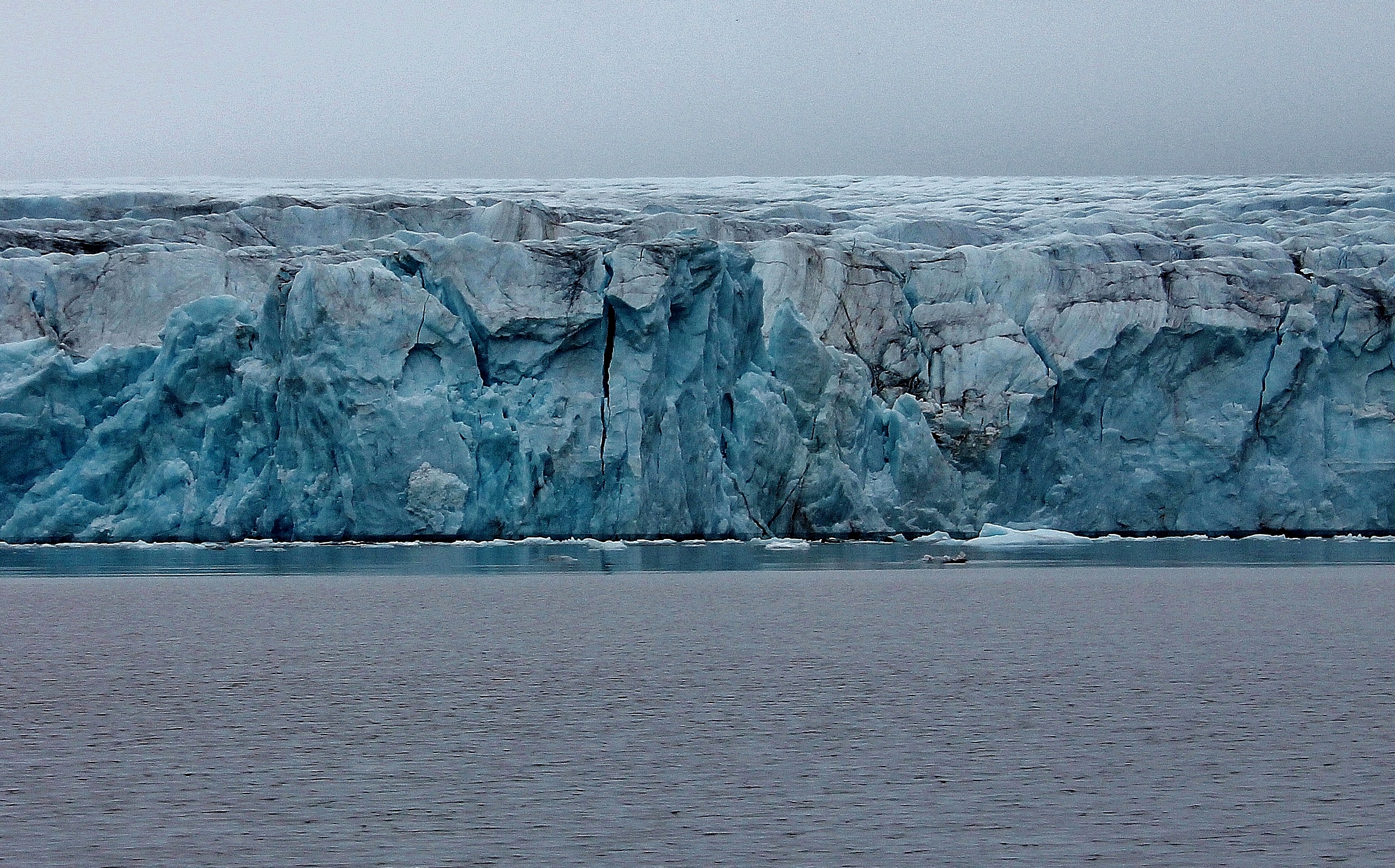 Von Post Glacier. Spitsbergen
