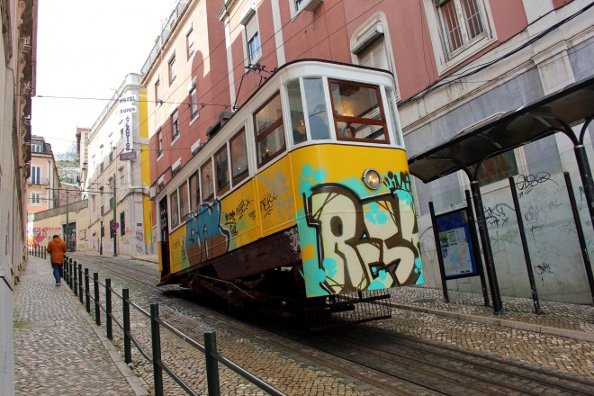 Lisbon, tram 28