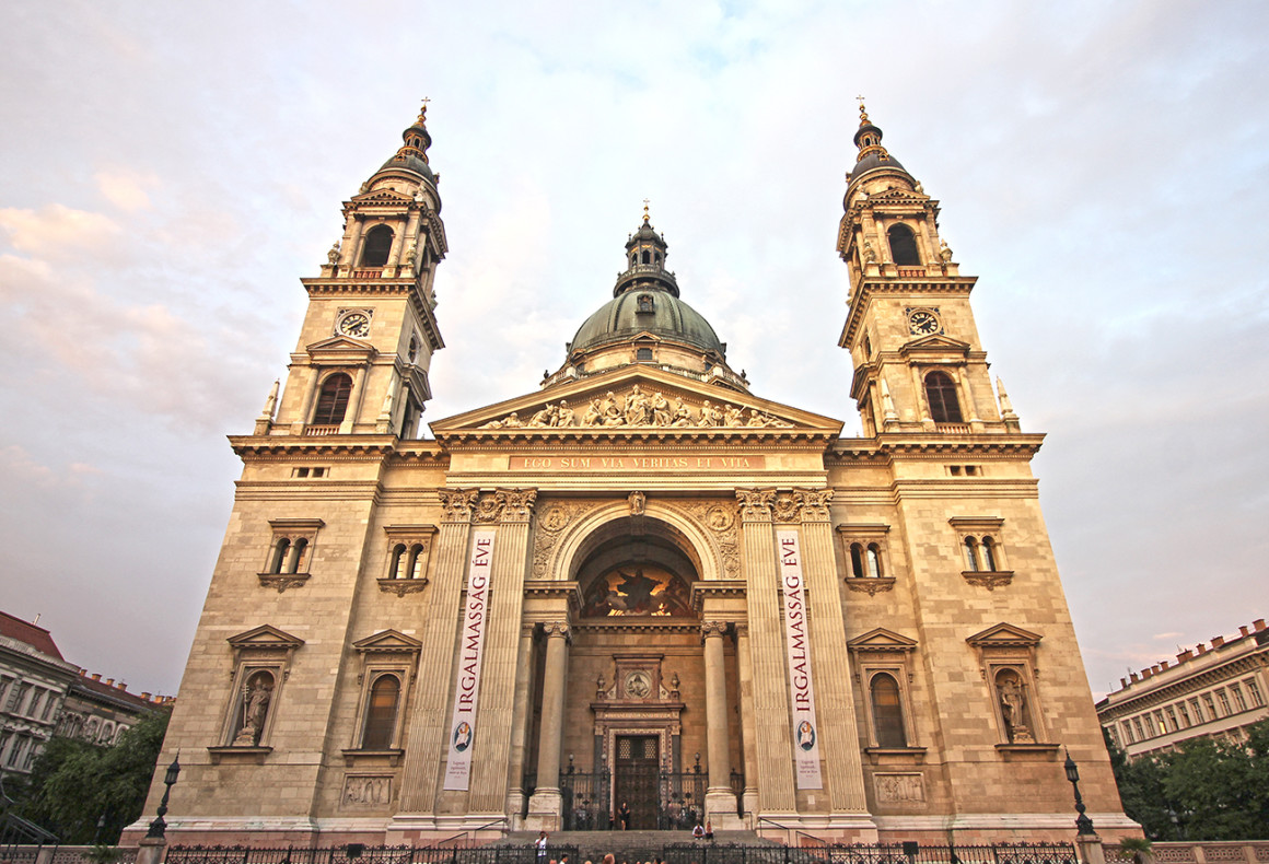 Beautiful buildings in Budapest - St Stephen's Basilica