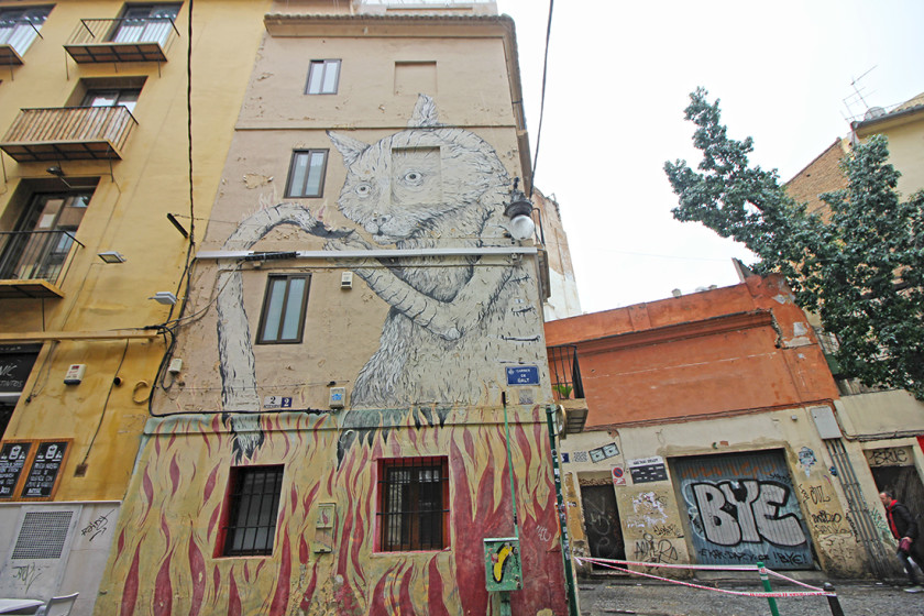 Street art in Valencia by Erica il Cane