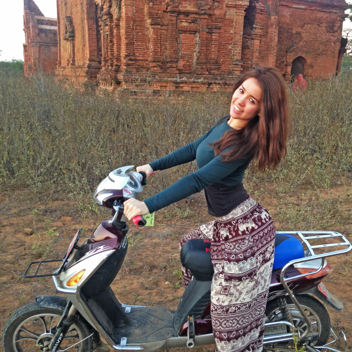 Exploring Bagan by electrical bike