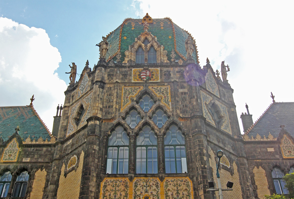 Museum of Applied Arts - Beautiful buildings in Budapest