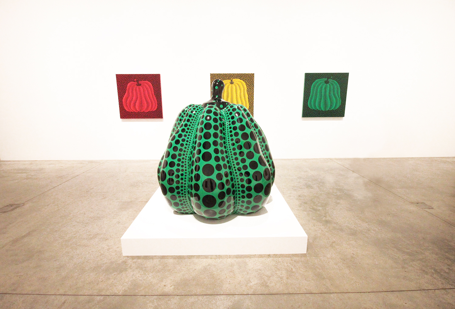 Yayoi Kusama exhibition at the Victoria Miro gallery - art lover's guide to London