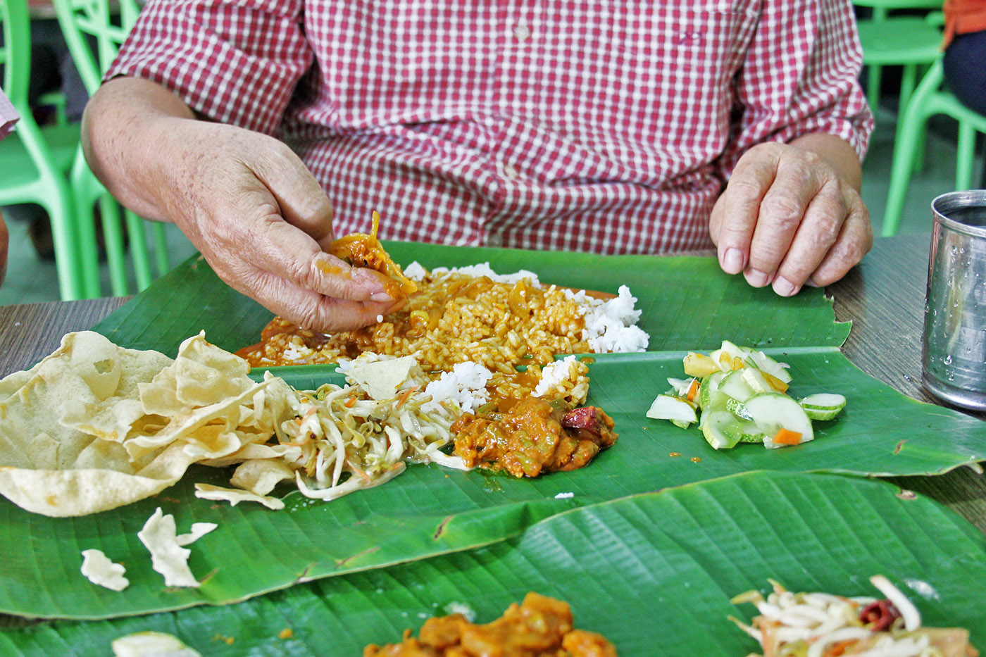 Banana Leaf - Malaysian dishes you must try. Food guide to Malaysia