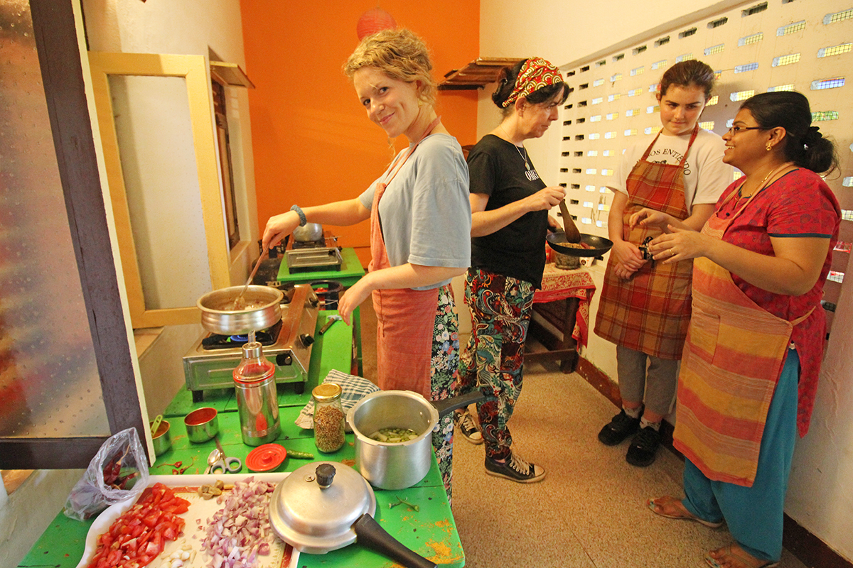 Indian cooking class at Sita Cultural Center in Pondicherry