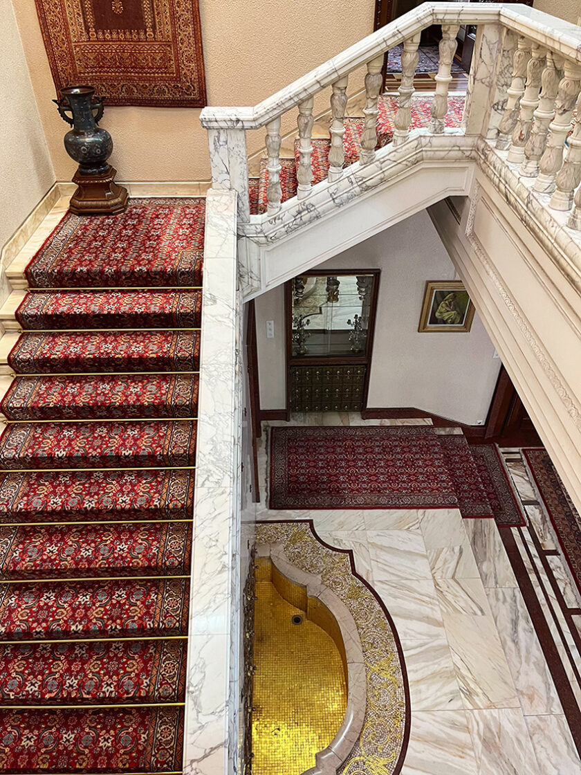 Inside Nicolae Ceausesu's Mansion - Spring Palace