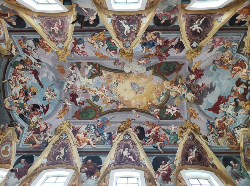 ljubljana-cathedral-st-nicolas-interior
