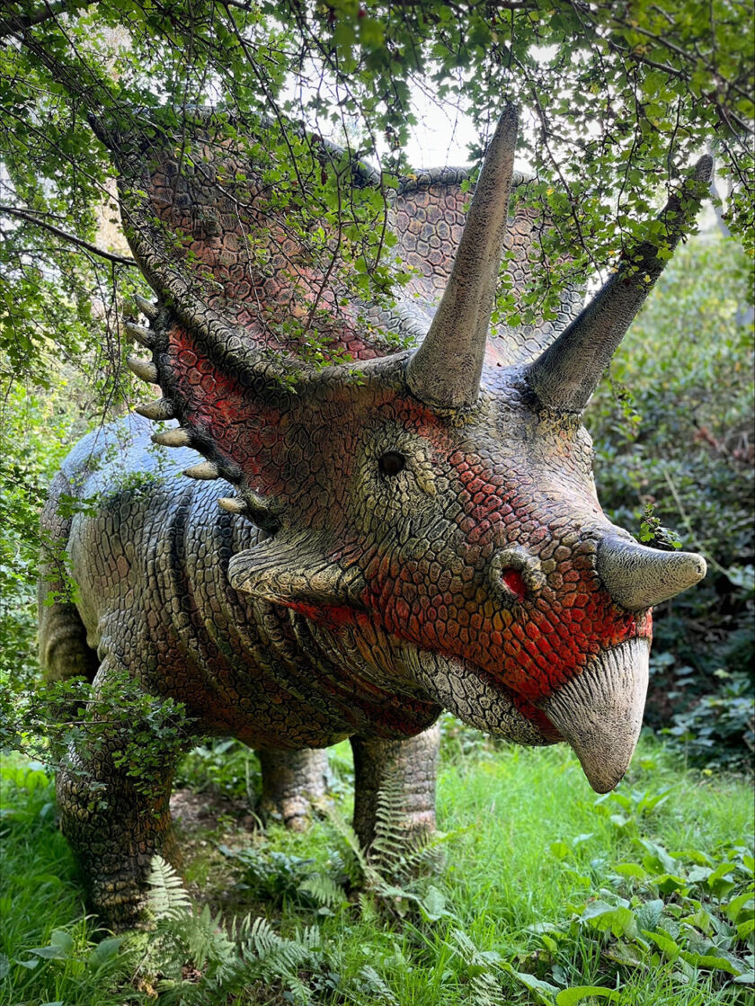 Dinosaur trail, Knebworth House sculptures